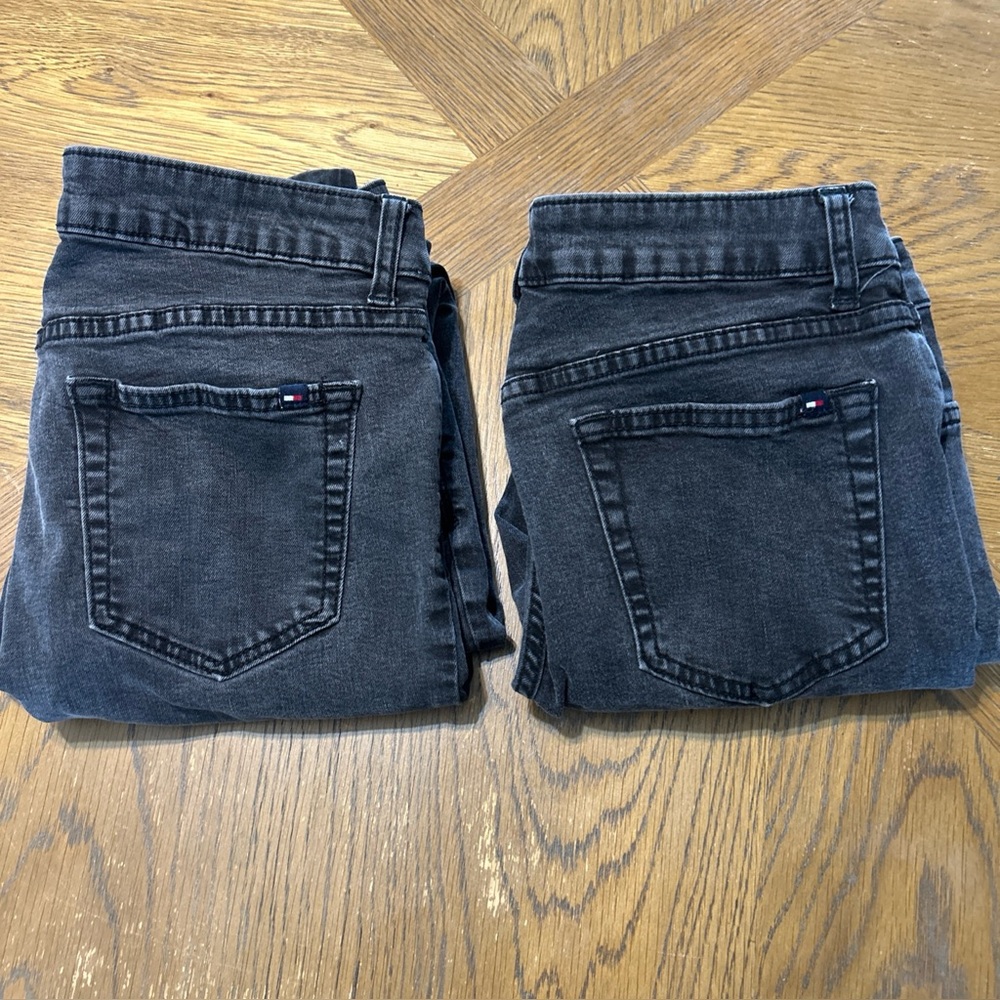 2 Pair Tommy Hilfiger Womens Classic Skinny Ankle Size 10 Black Jeans